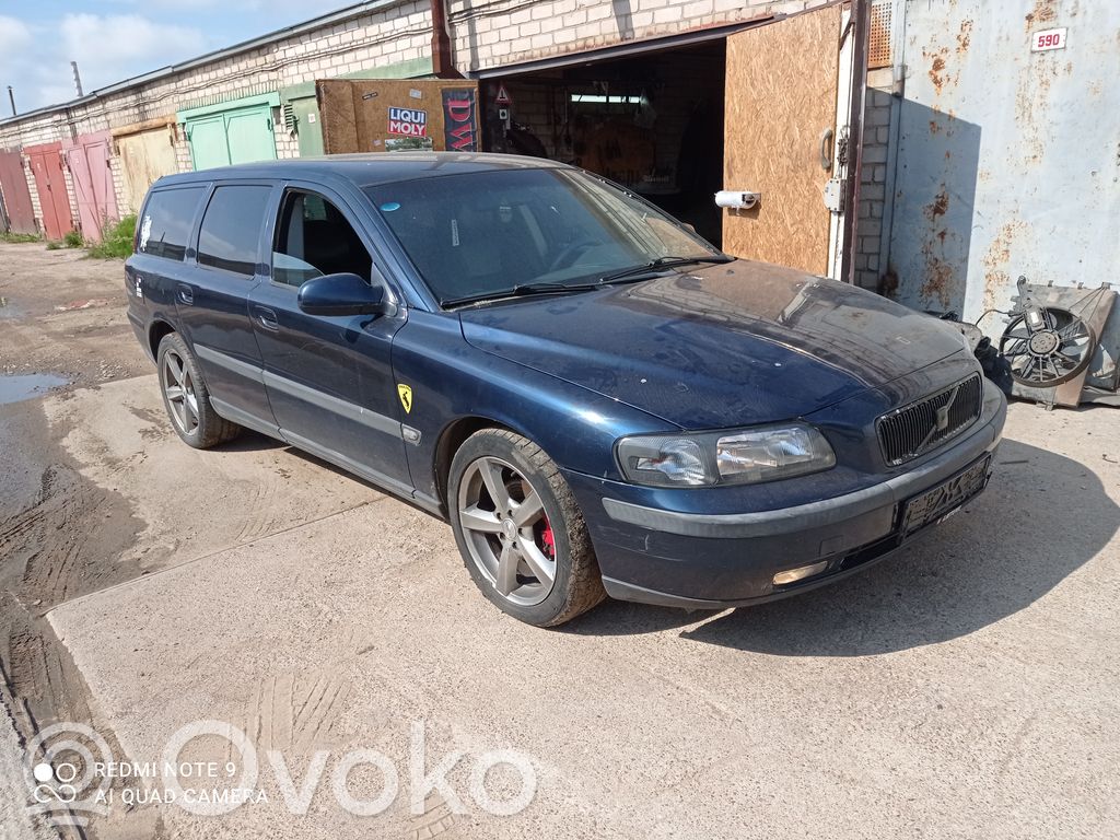 V70 S70, V70, V70 XC  9154494USA