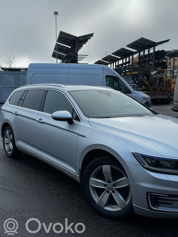 PASSAT B8 Passat  3G9862159