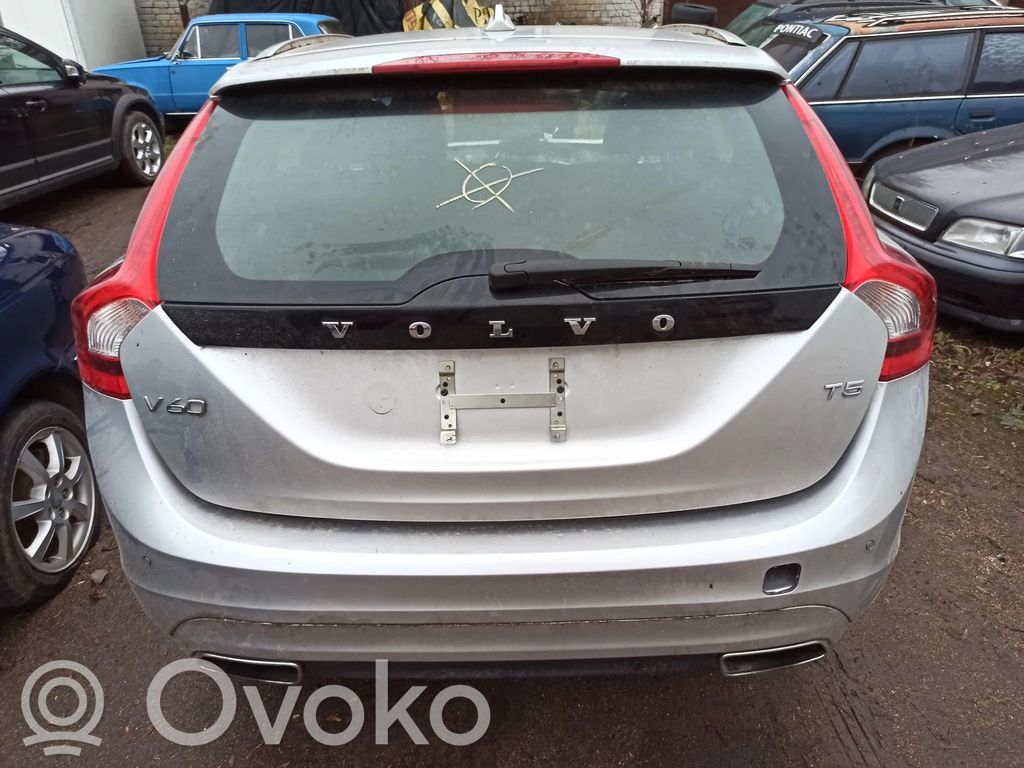 V60 V60, V60 Cross Country  31413871