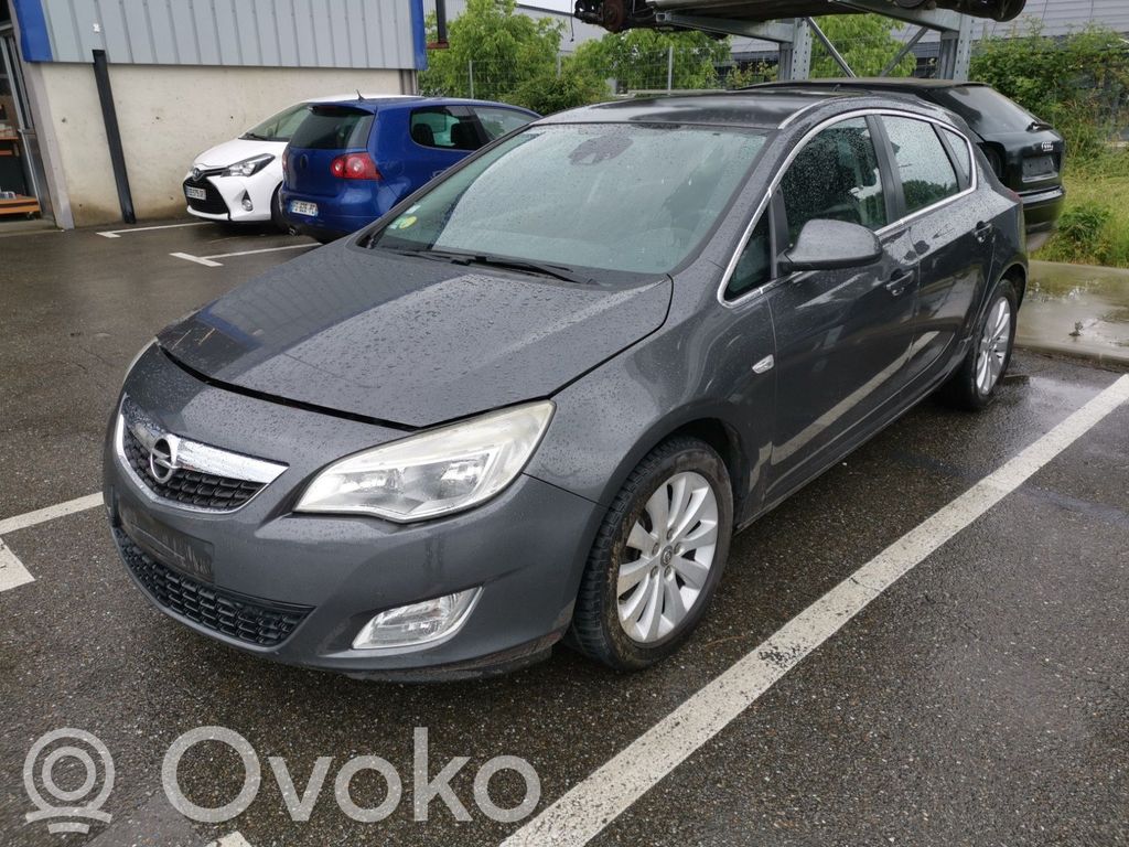Astra J Astra  13248479
