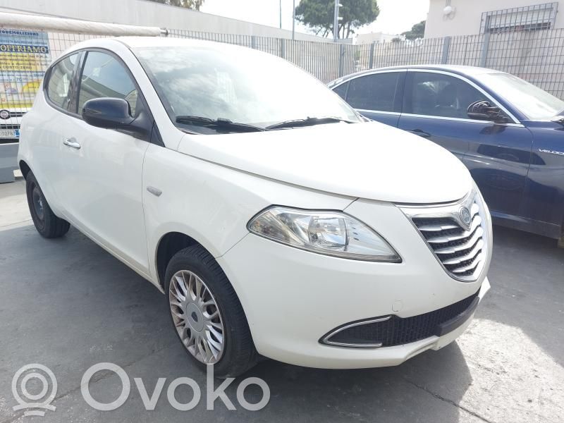 Ypsilon Ypsilon  77365947