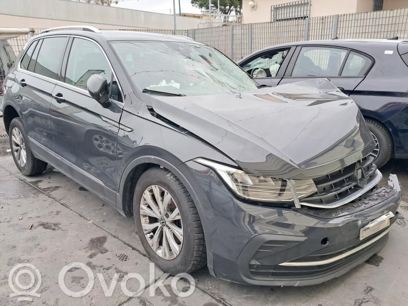 Tiguan Tiguan  81D955555