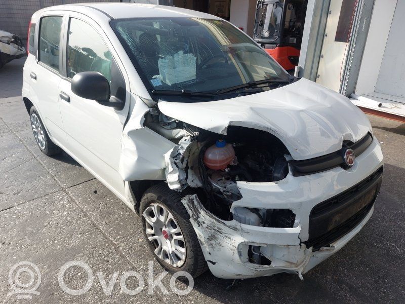 Panda III Panda  52013960