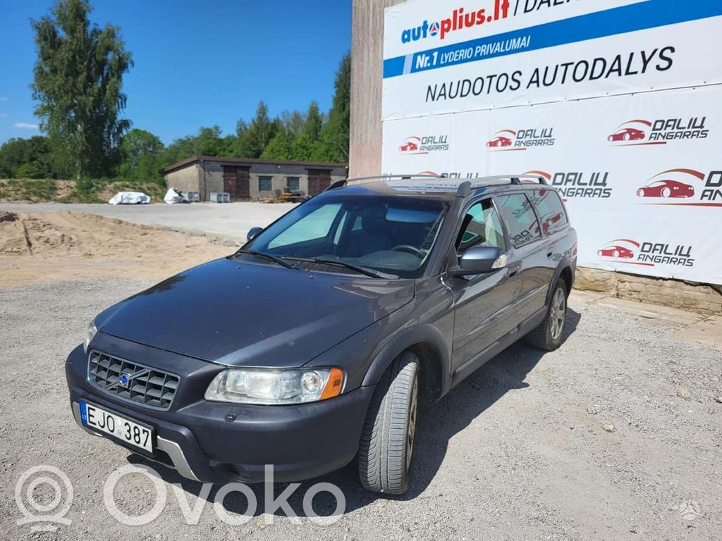 XC70 XC70  8622365