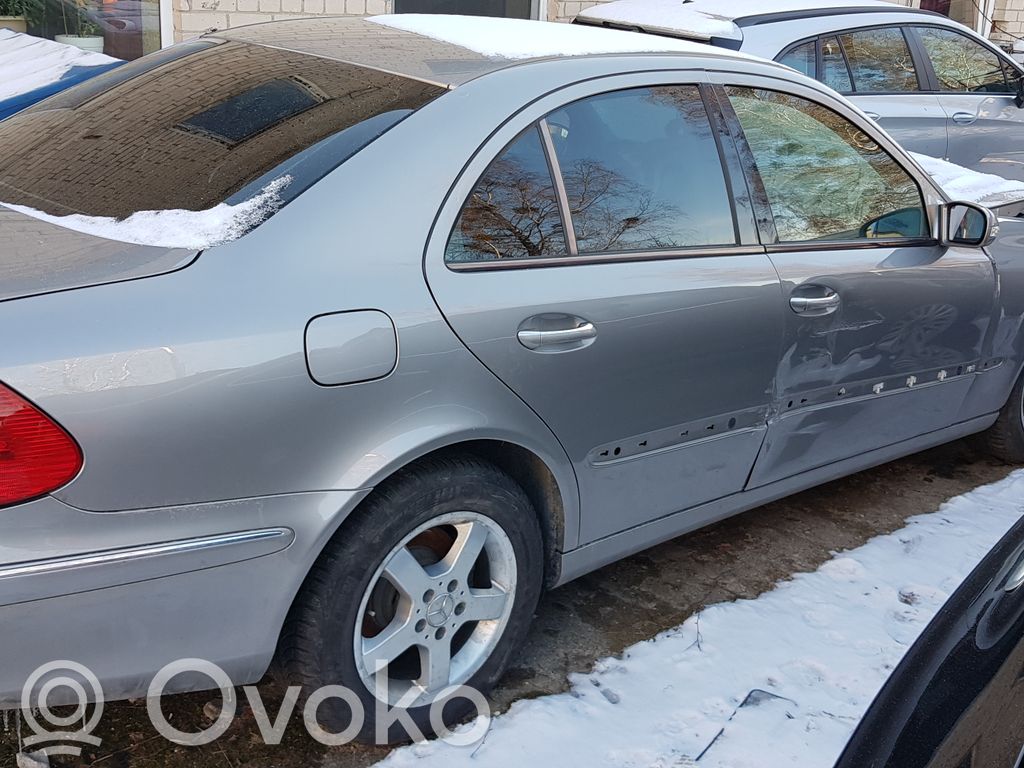 E W211 E-class, AMG (W124, W210, W211, W212, W213, C207, W238)  2118201626