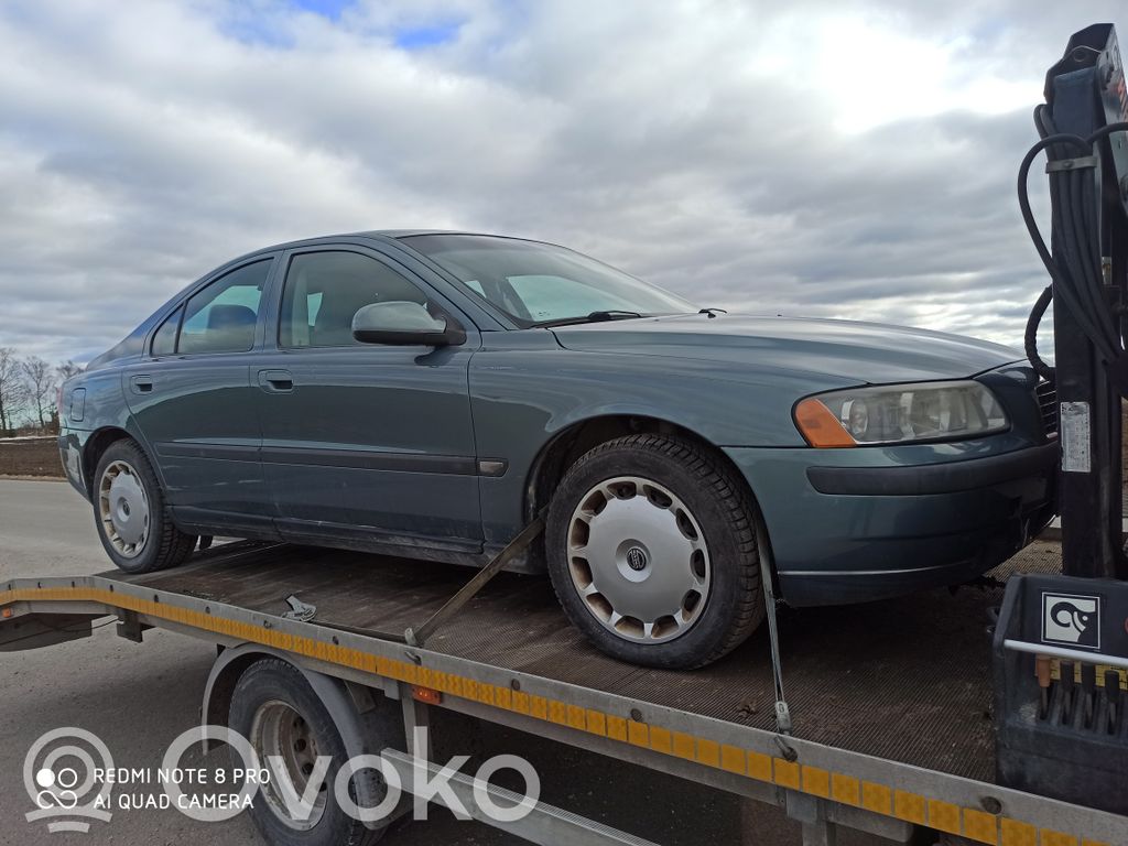 S60 S60  326C82