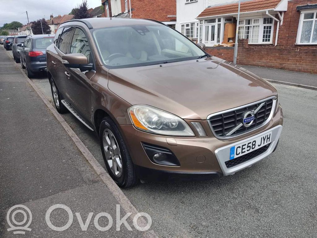 XC60 XC60  7G9N10D893AG