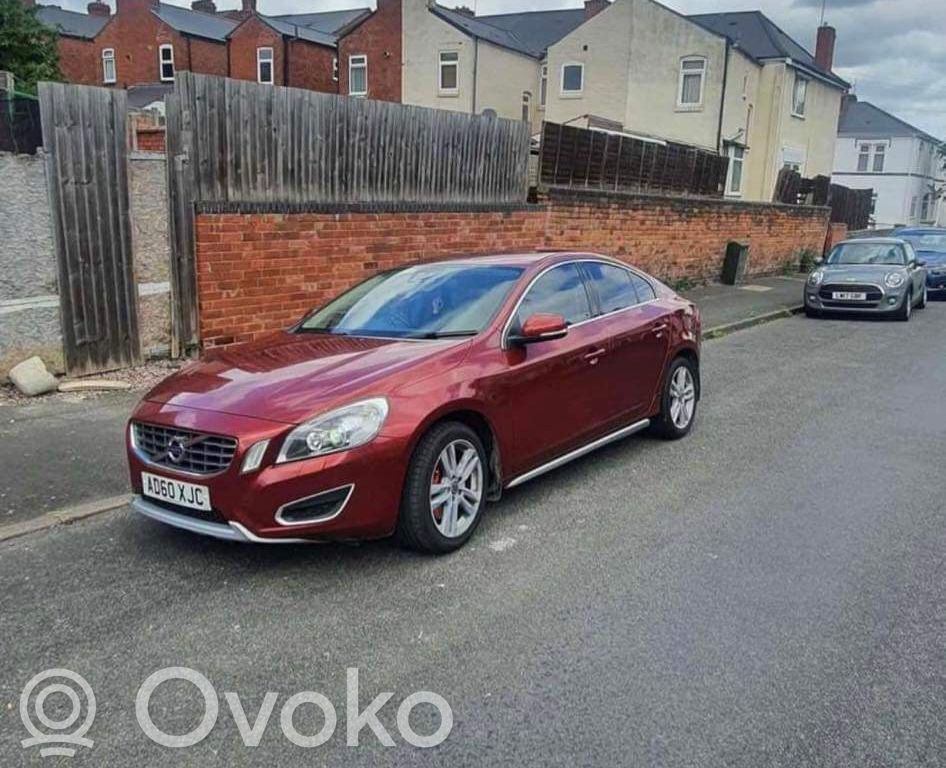 S60 S60  31328247