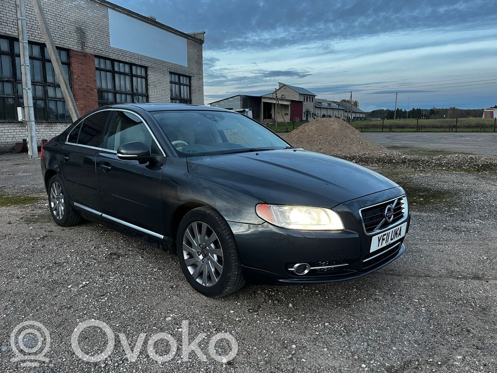 S80 S80  P30783201