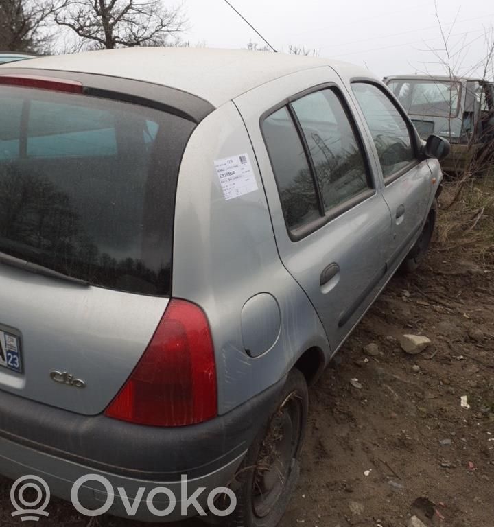 Clio II Clio  7701470812