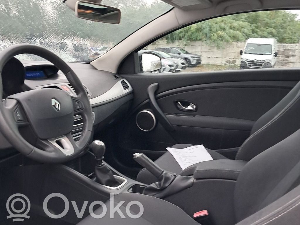Megane III Megane  7701479016