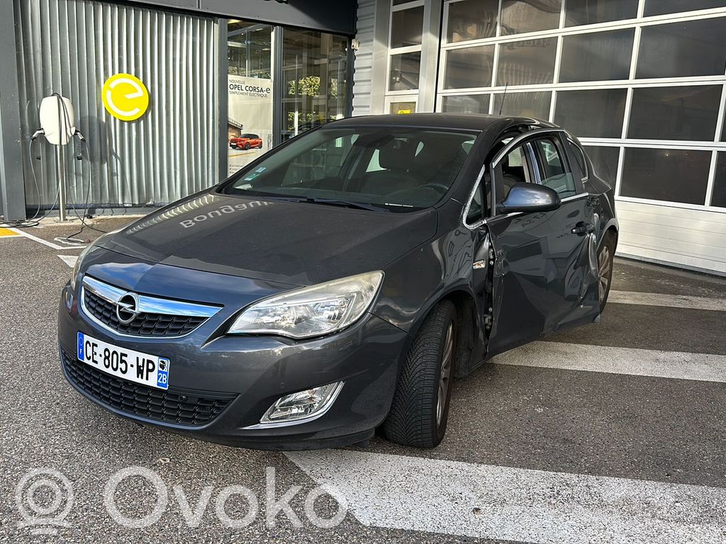 Astra J Astra  13409130