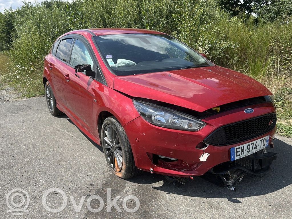 Focus Focus  2778355