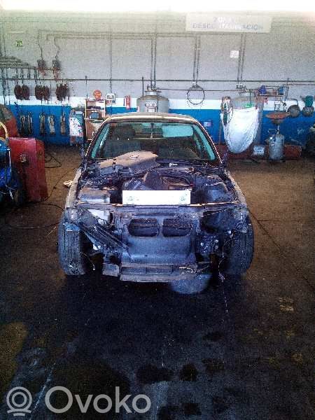 3 E46 Series 3  6910979
