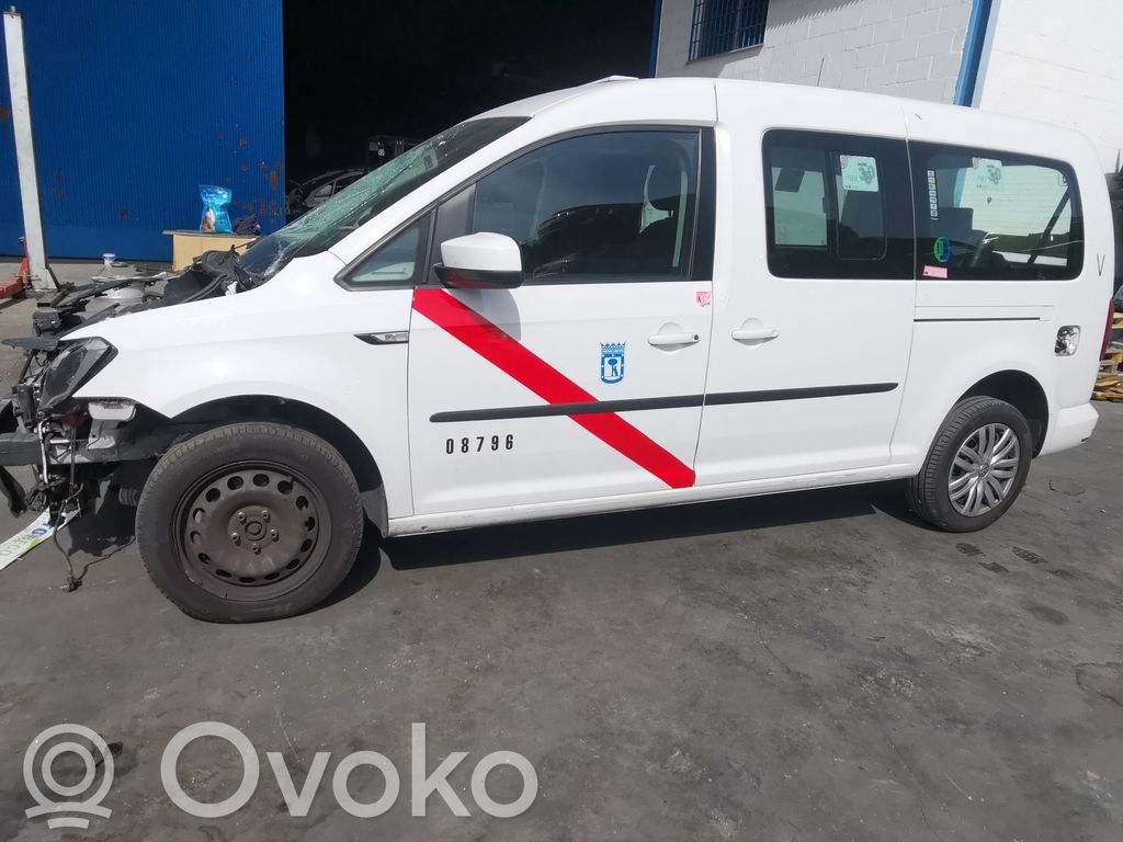 Caddy Caddy  02E911024D