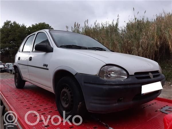 Corsa B Corsa  8943863280