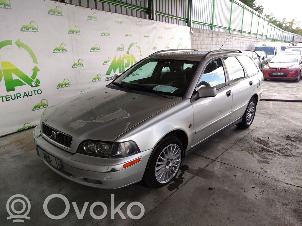 S40, V40 S40, V40