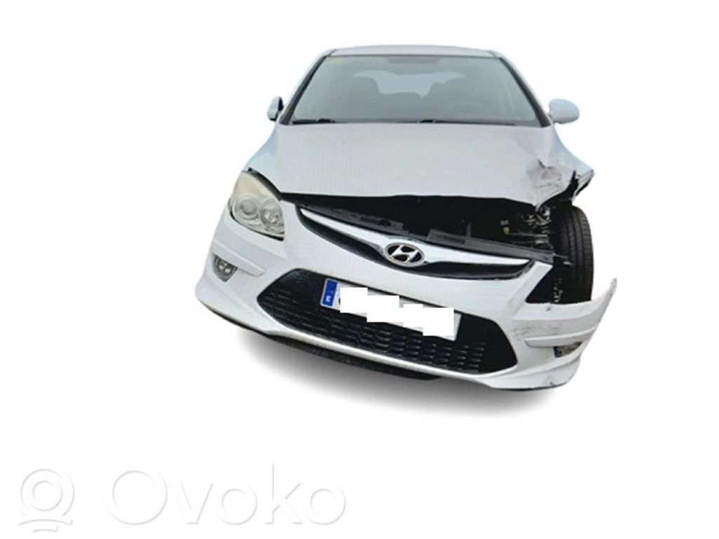 i30 i30  0281017208