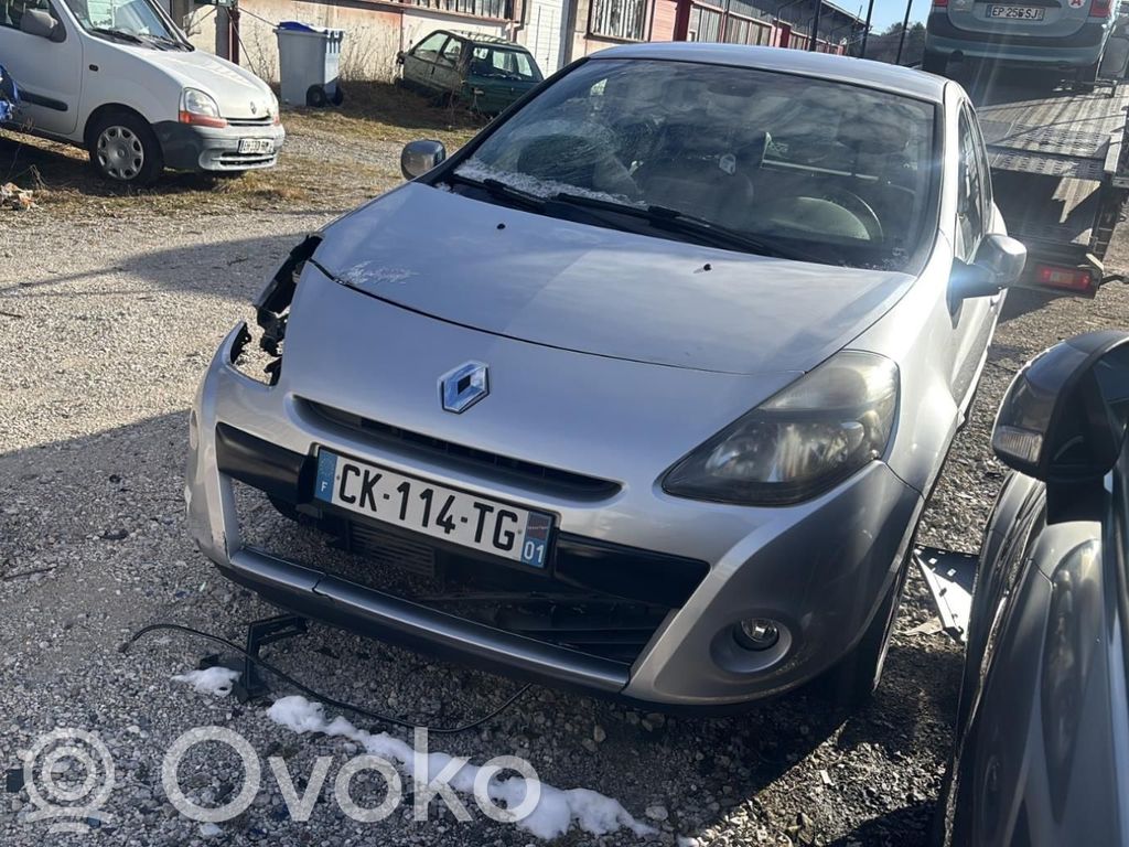 Clio III Clio  8201246265