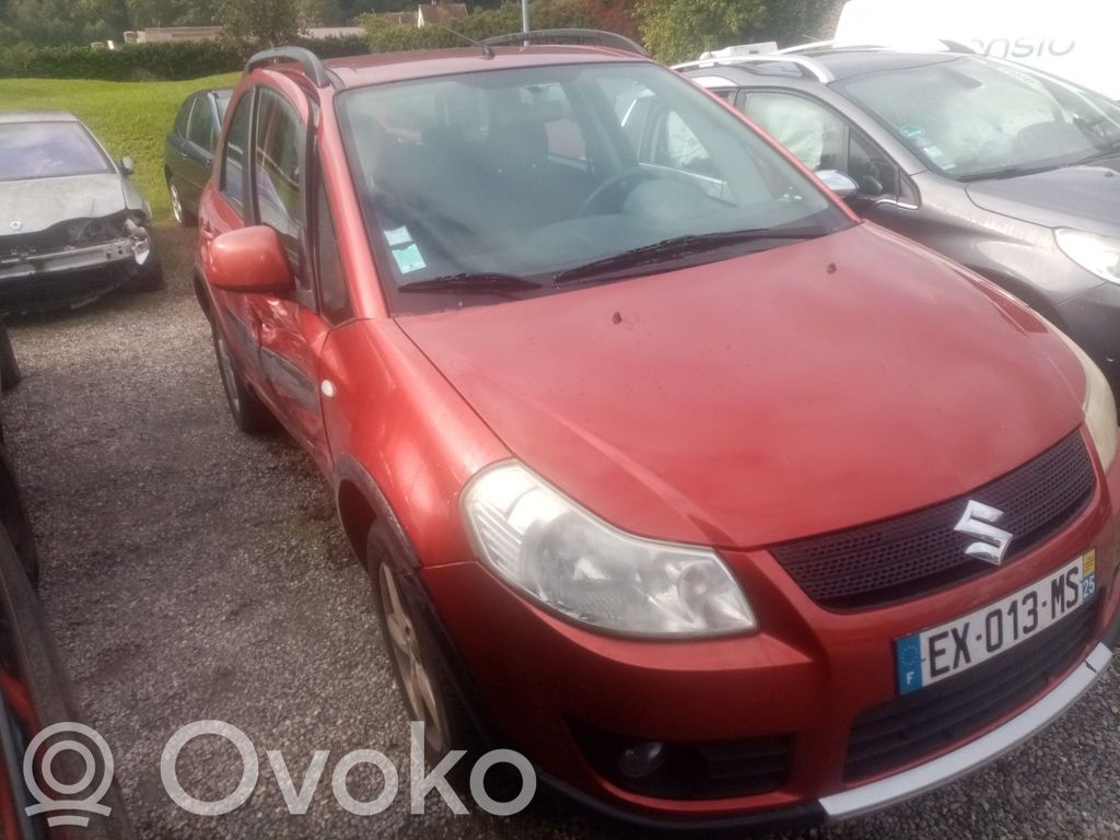 SX4 SX4 S-Cross  6800480810