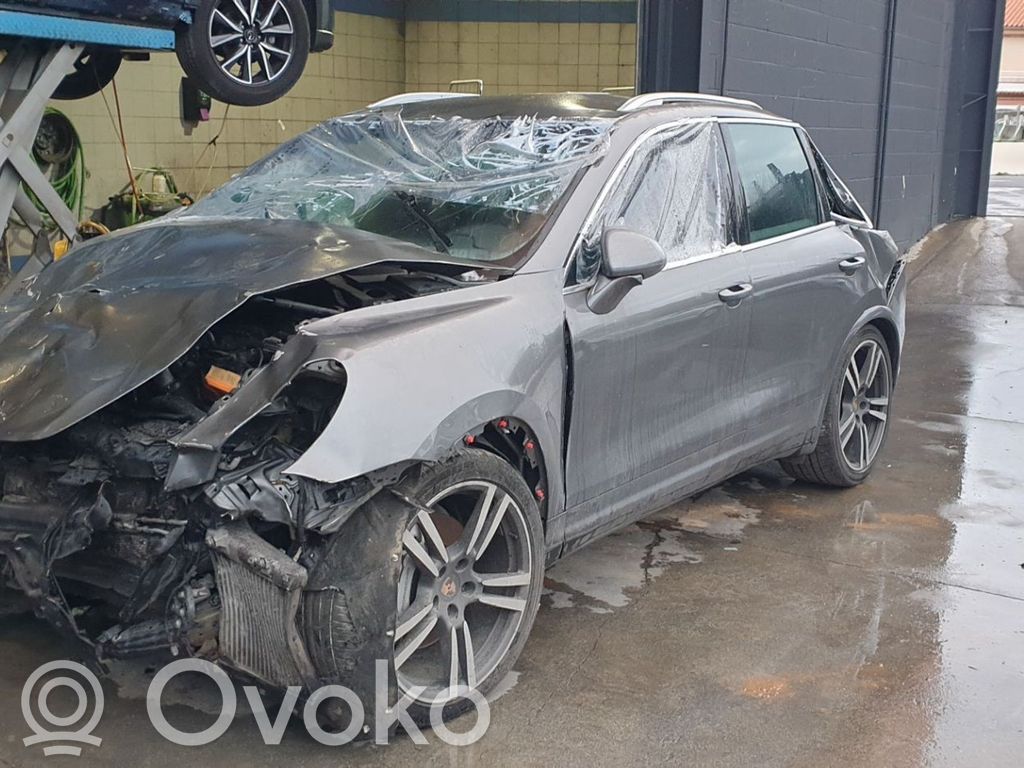 Cayenne (92A) Cayenne  057130089Q