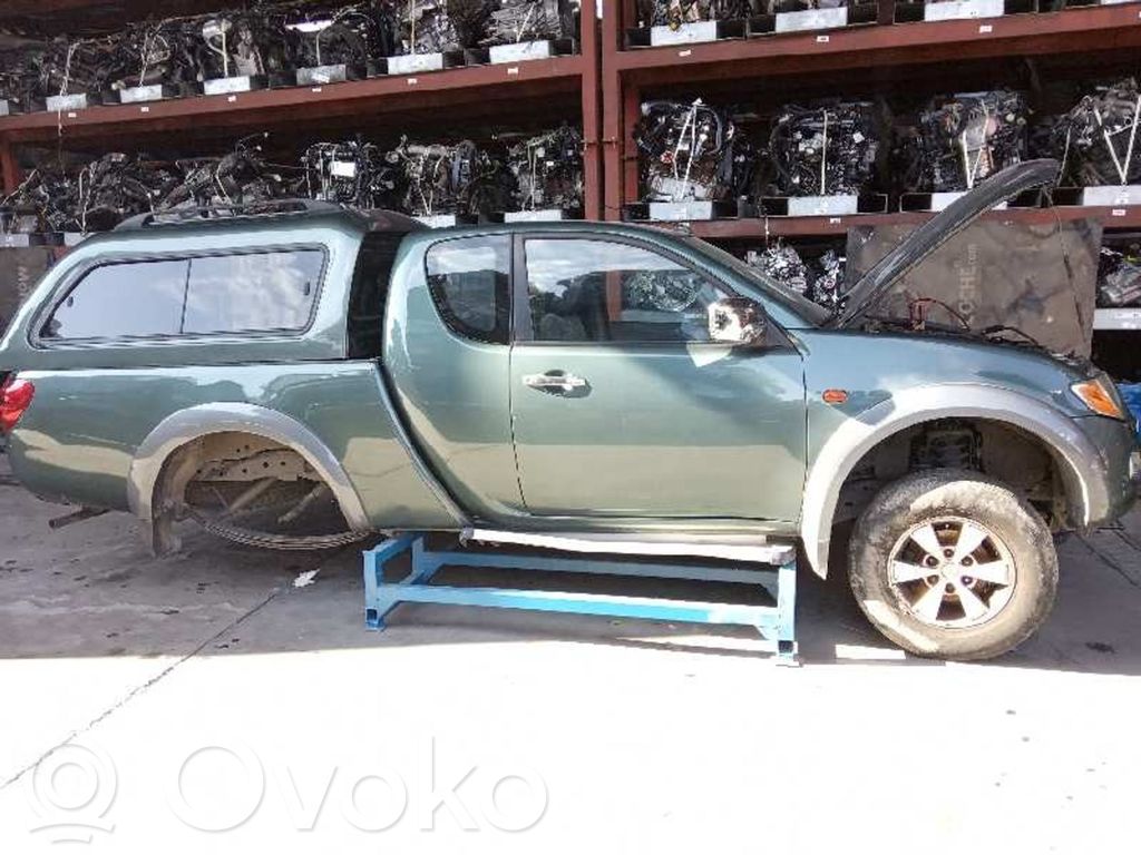 L200 L200, L300, L400 Space Gear  REF