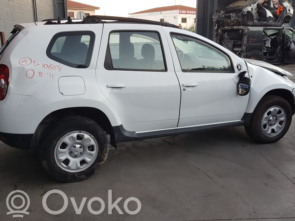Duster Duster  8200939996