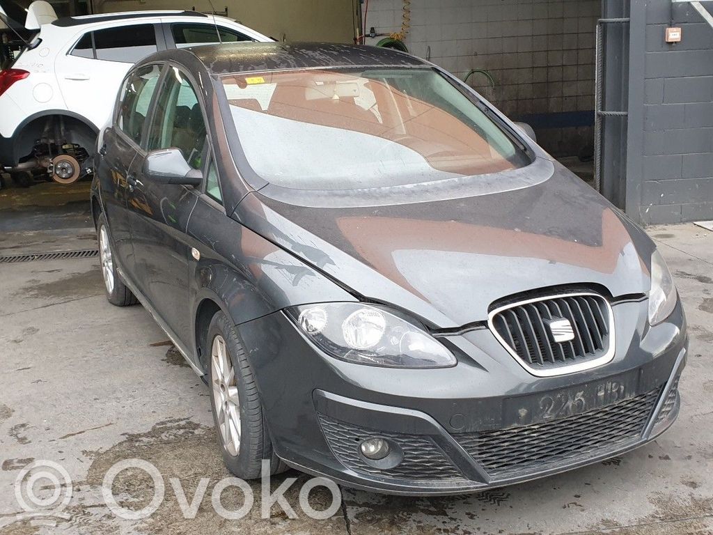 Altea Altea  5P0857511H