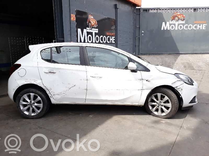 Corsa E Corsa  13585664