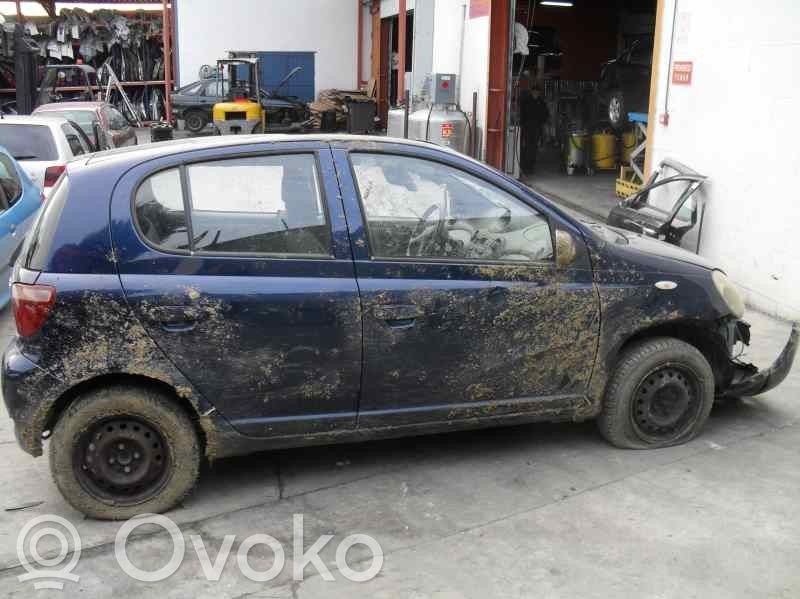 Yaris Yaris  8966152065