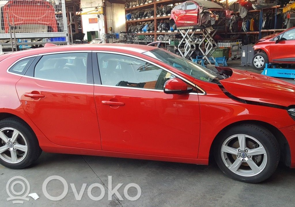 V40 S40, V40  31366333