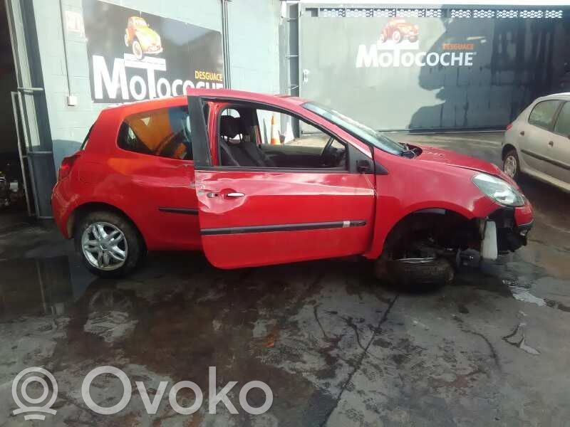 Clio III Clio  8200407712