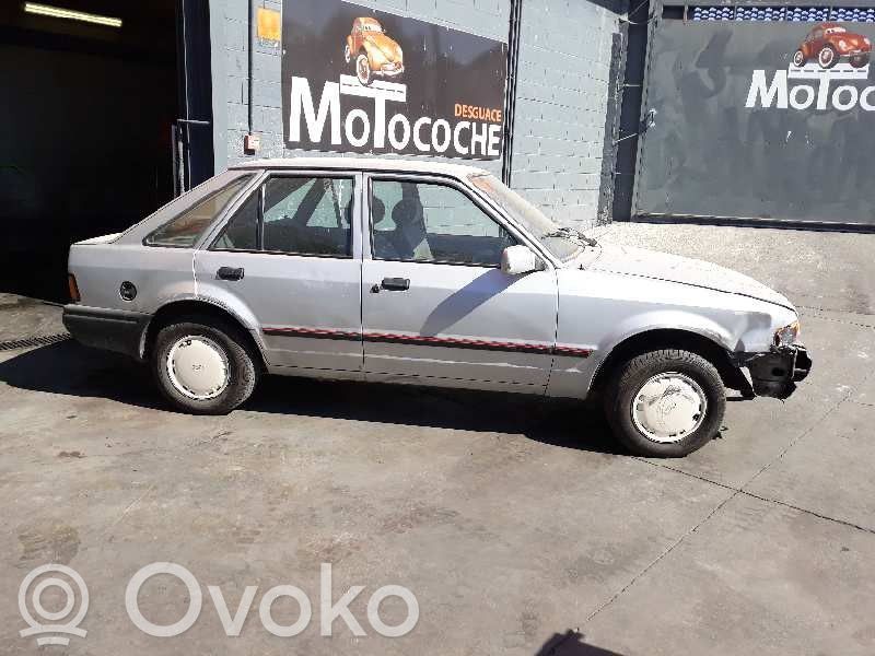 Escort Escort  1058189