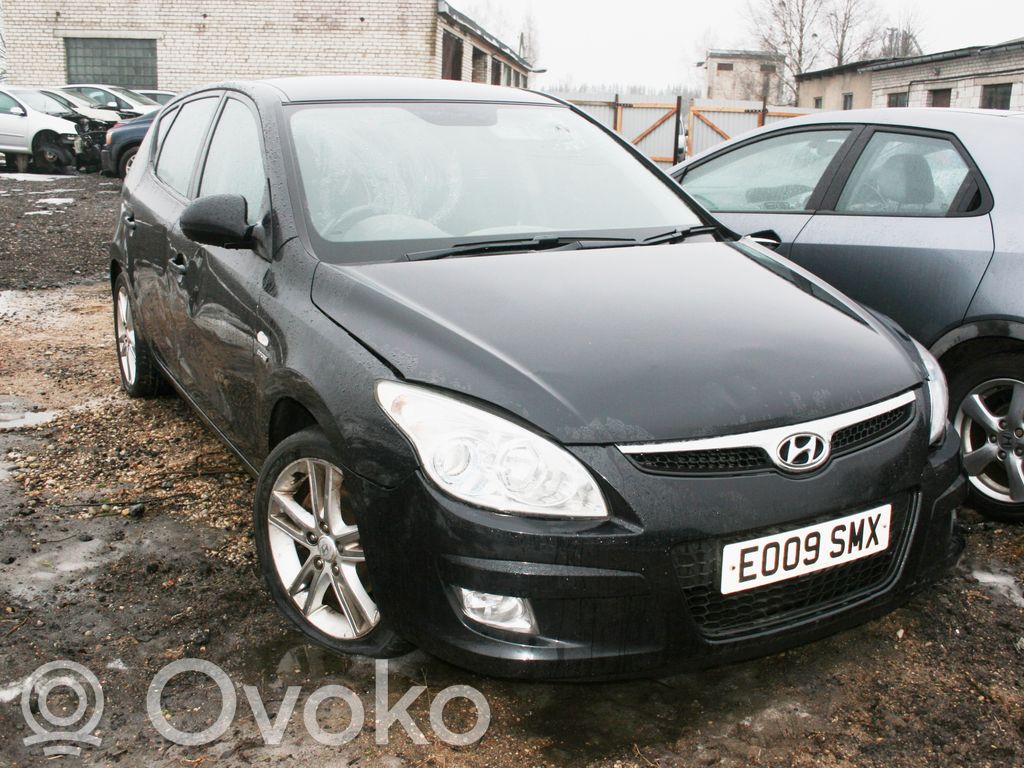 i30 i30  898202L000