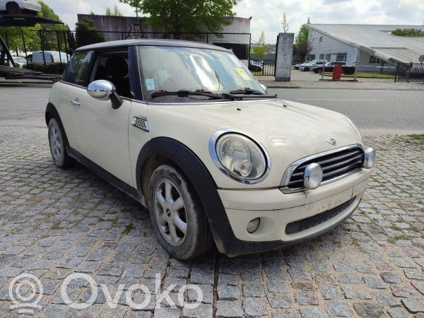 One - Cooper Coupe R56 One/Cooper Coupe R56