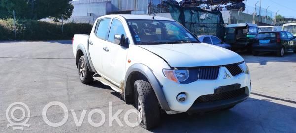 L200 L200, L300, L400 Space Gear