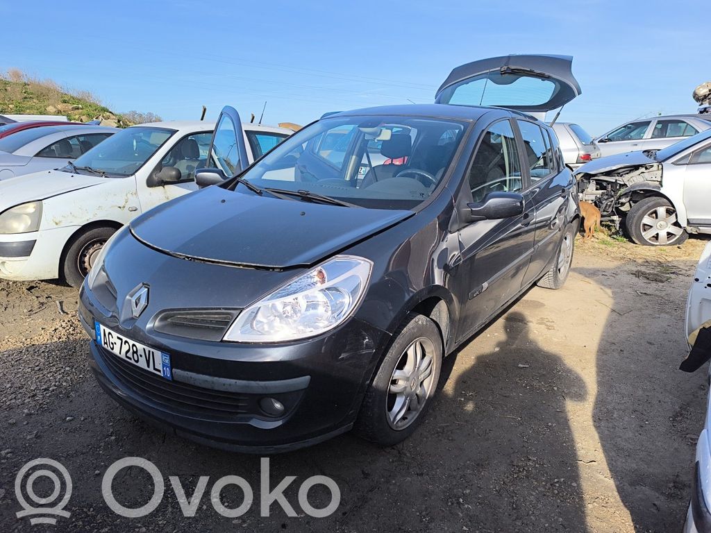 Clio III Clio  8201054131