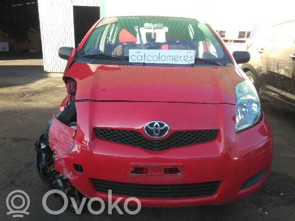 Yaris Yaris  896900D010