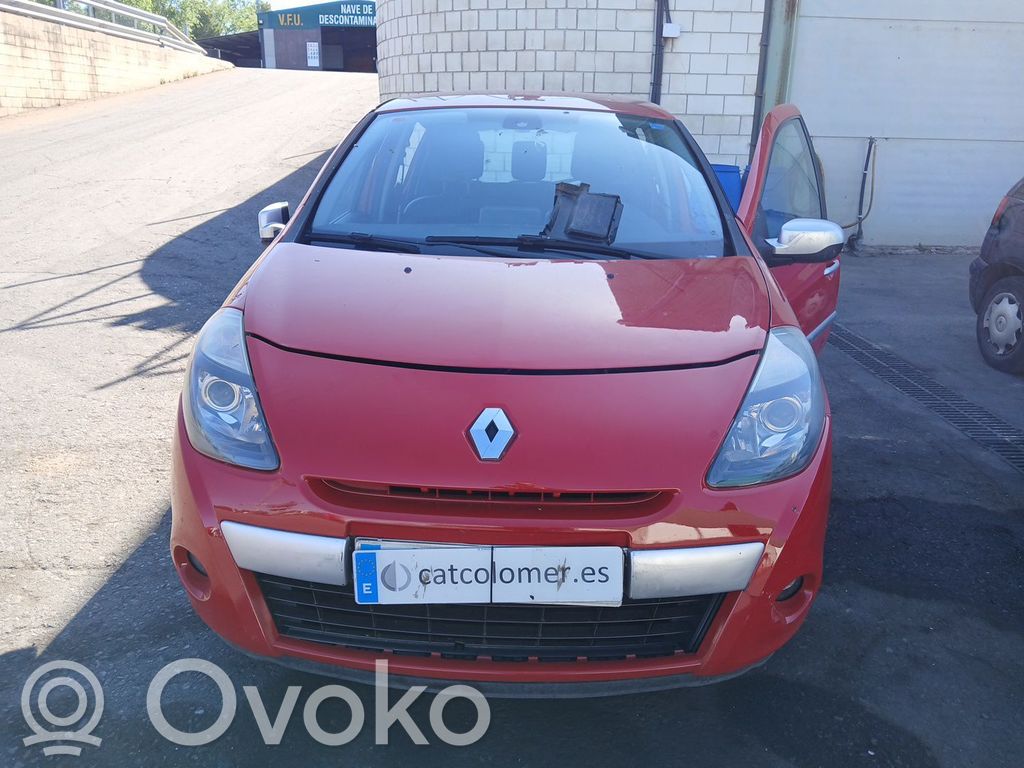 Clio III Clio  8200290143