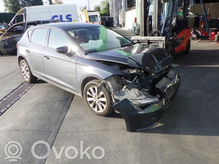 Leon IV Leon  8V0615124