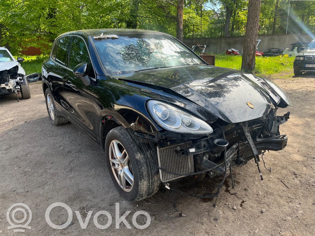 Cayenne (92A) Cayenne  94860303300