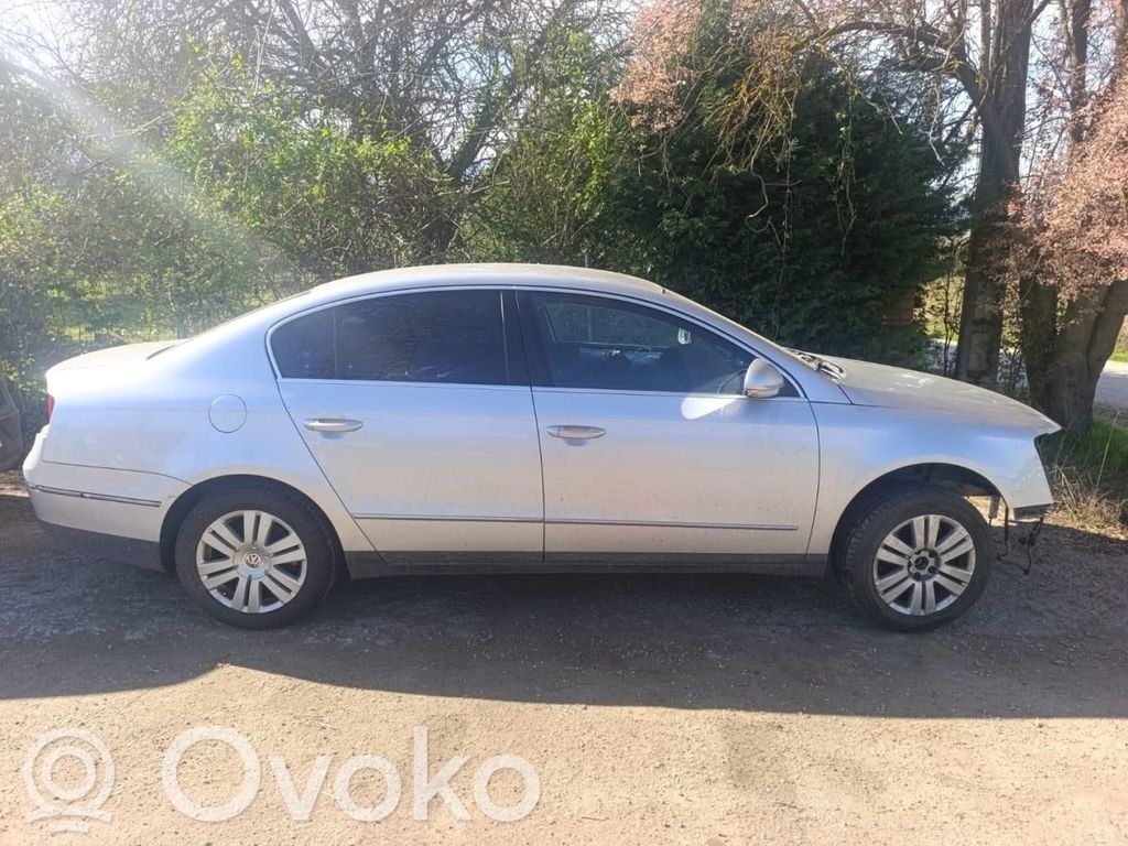 PASSAT Passat  E1010839