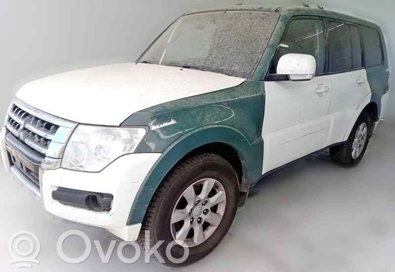 Montero Montero  MB867059