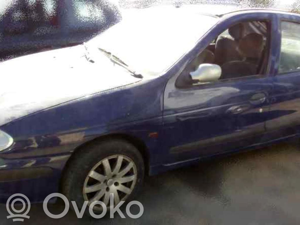 Megane I Megane  SG9B0478200103726