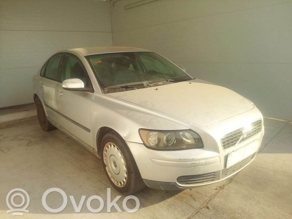 S40 S40, V40