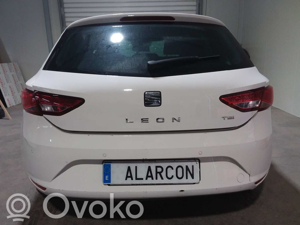 Leon (5F) Leon  5F0959565C