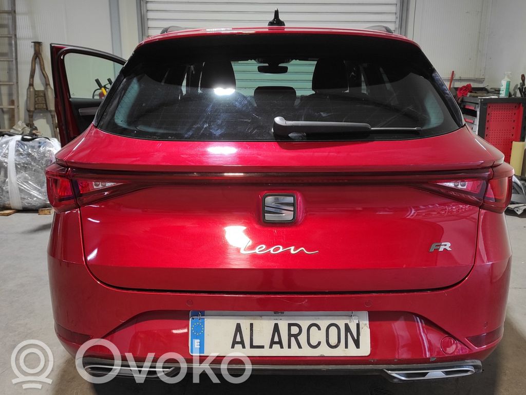 Leon IV Leon  05E907309G