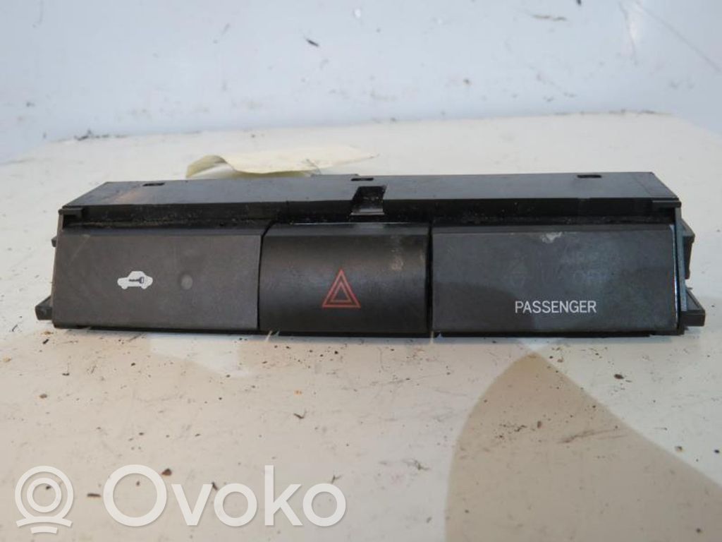 Corolla Verso AR10 Corolla Verso  843320F010
