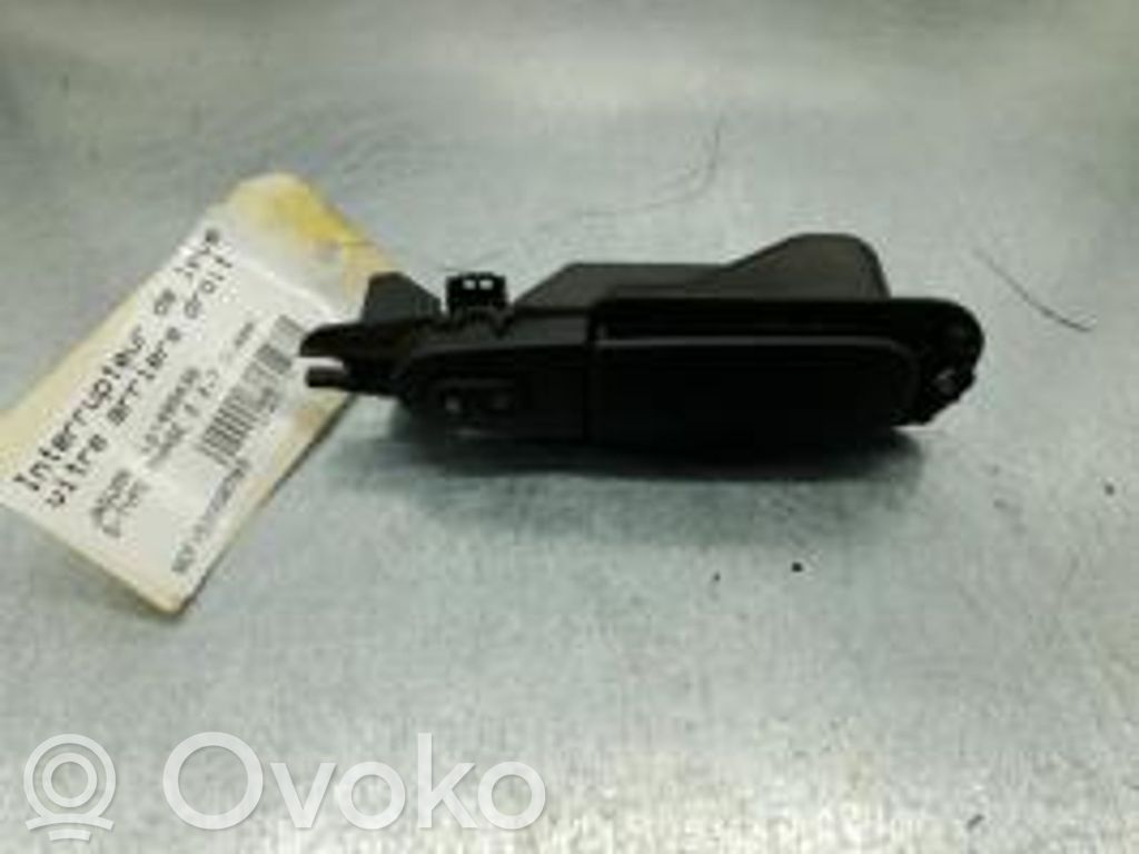 S-Type S-Type  XR82107