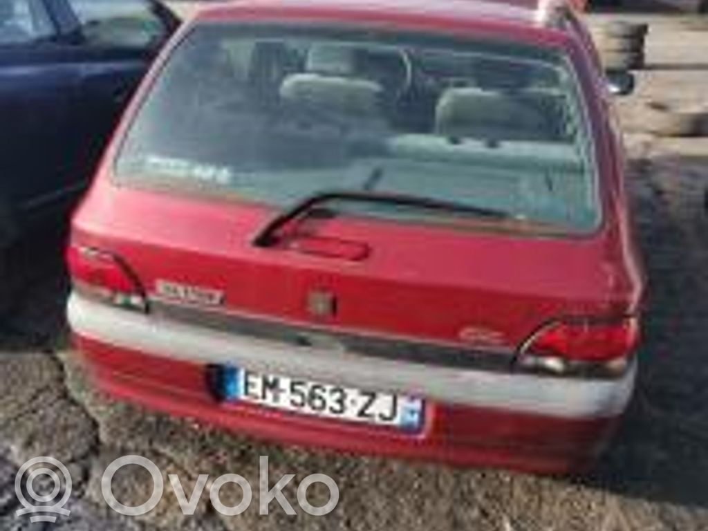 Clio I Clio  7700829185
